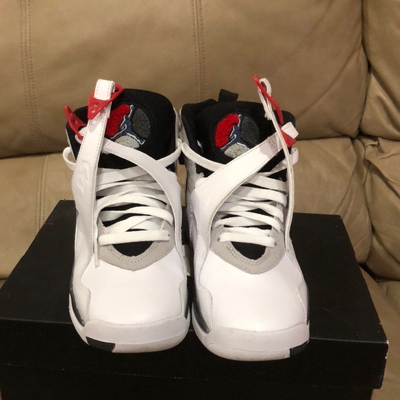 Jordan Bug’s Bunny 8s - Picture 2 of 7